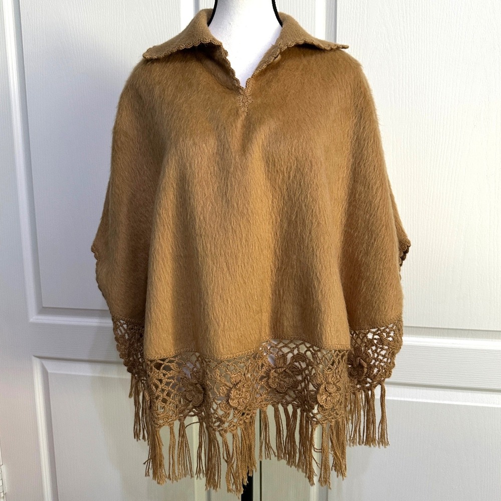Alpaca Camargo Cape Poncho OS Camel Brown Crochet Lace Fringe Layer Peru Made